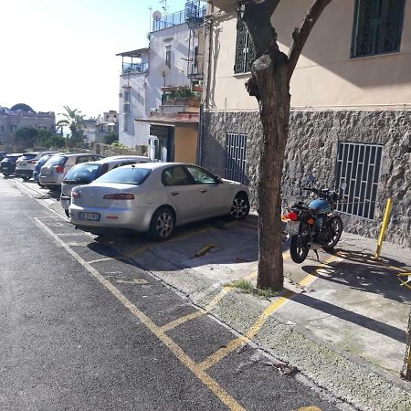 Vomero House With Free Parking 410 Cm Νάπολη Εξωτερικό φωτογραφία